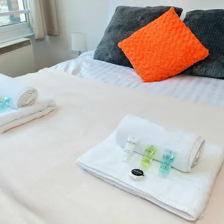 Apartment Voussoir